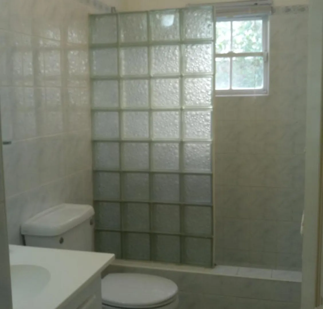 Amaryl Apartment 2 Christ Church